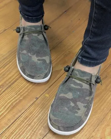 Corkys Womens Kayak Casual Slip On Sneakers, Camo