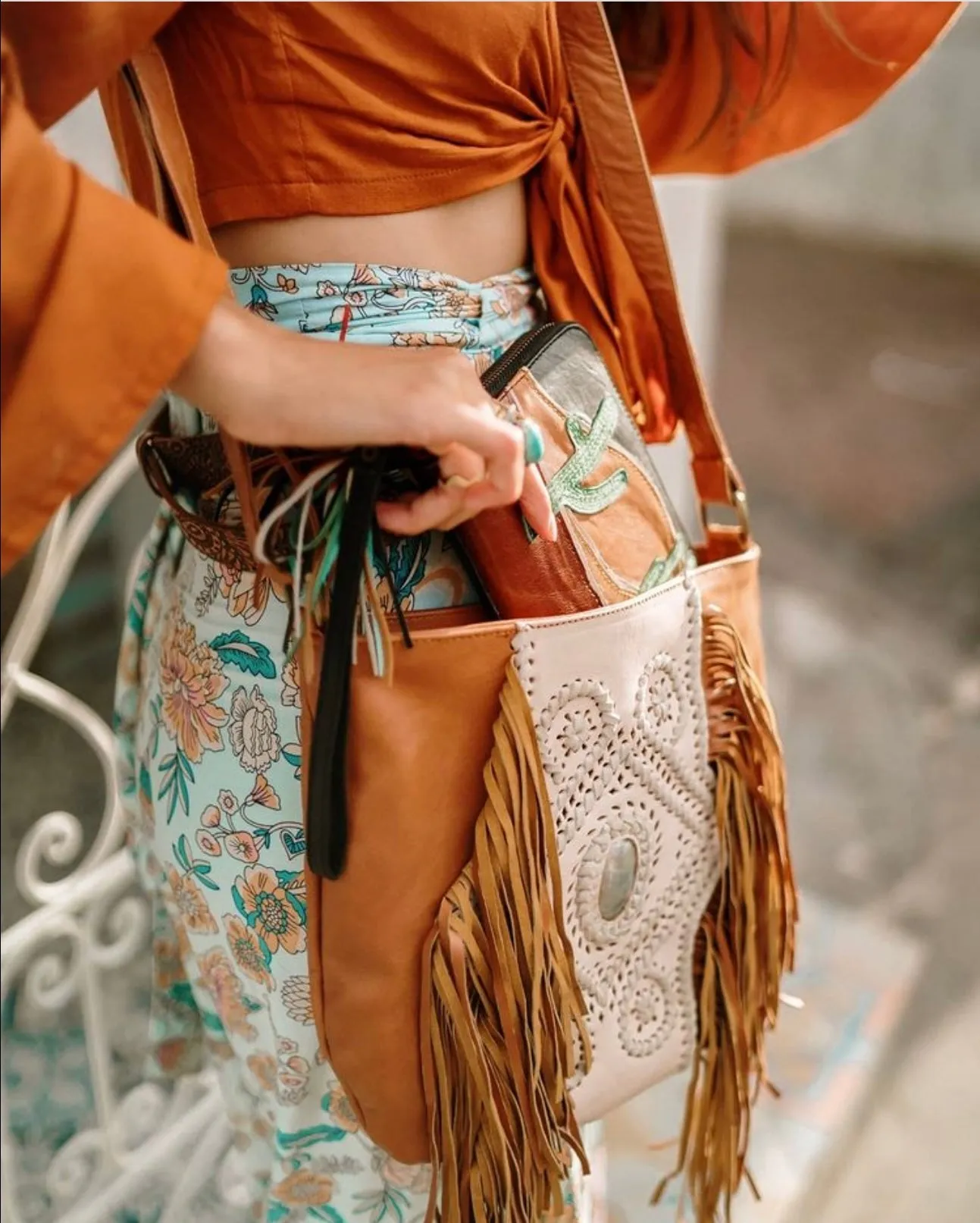 INDIE CROSS BODY BAG