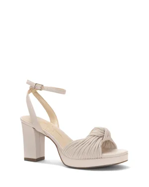 Jessica Simpson Women's Evixen White M