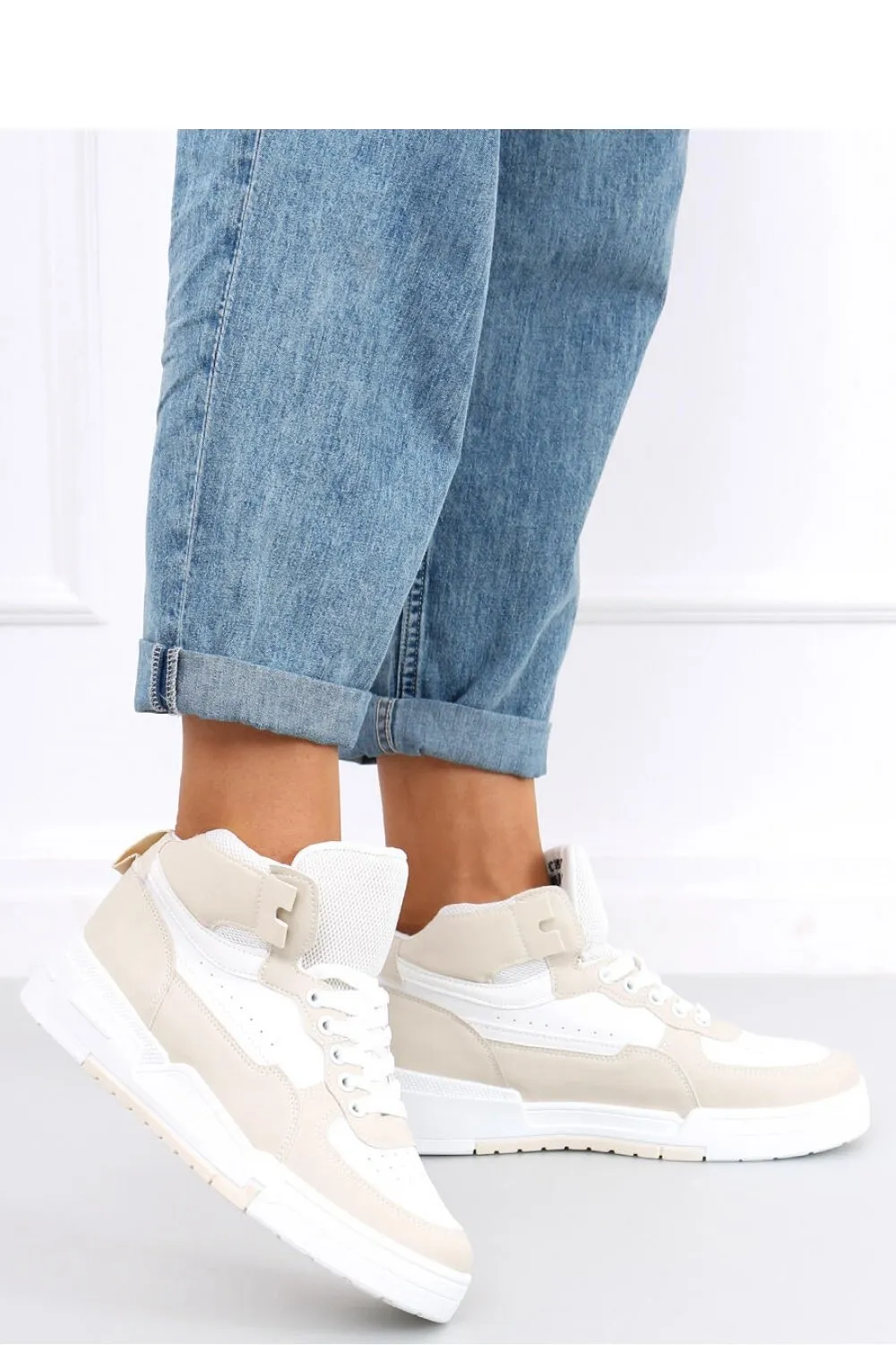Sport Shoes model 163309 Inello